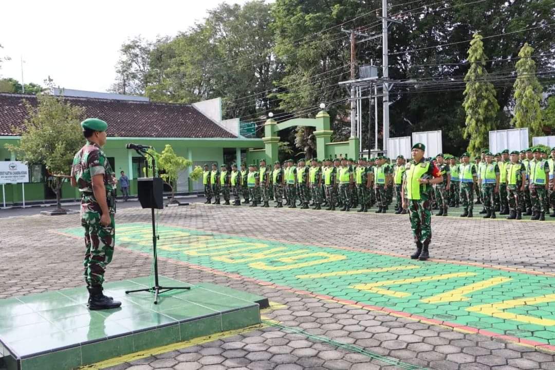 Danrem 073/Makutarama Pimpin Langsung Apel Kesiapan Pengamanan Hari Raya Idul Fitri 1444 H